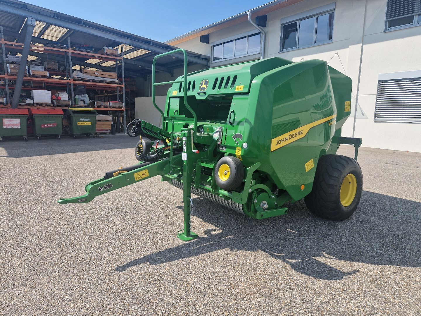 John Deere F441M Baler €41,300