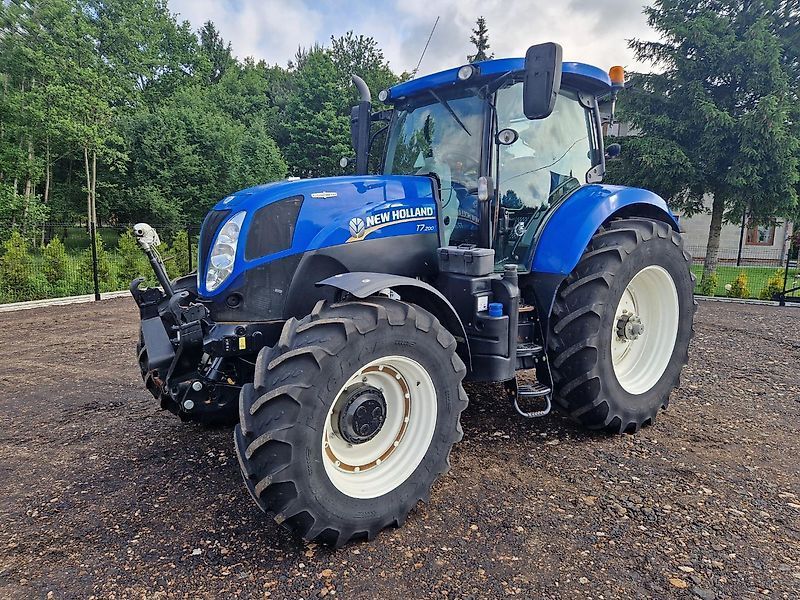 E-FARM: New Holland T7.200 - Tractor - id EVG3DMV - €49,084 - Year of construction: 2013 - Engine hours: 7,786,Poland