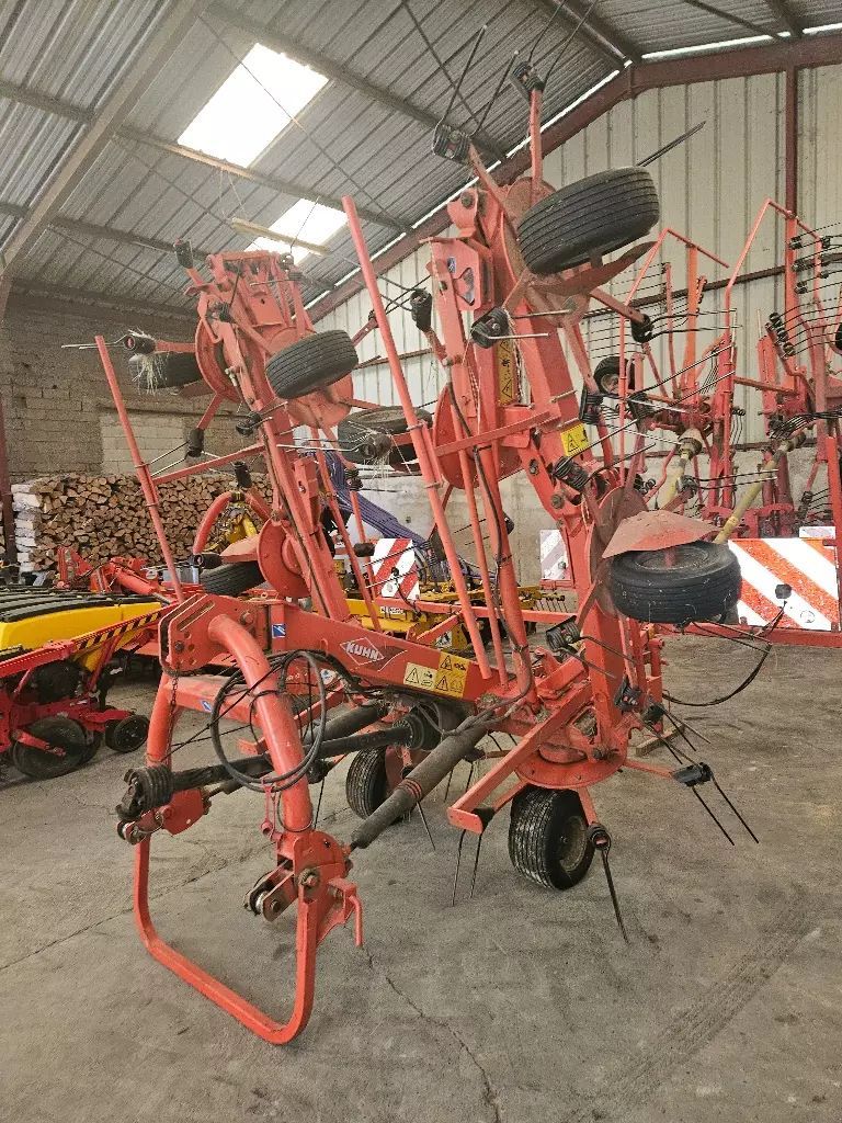 Kuhn GF 8702 Høvender 7.000 €