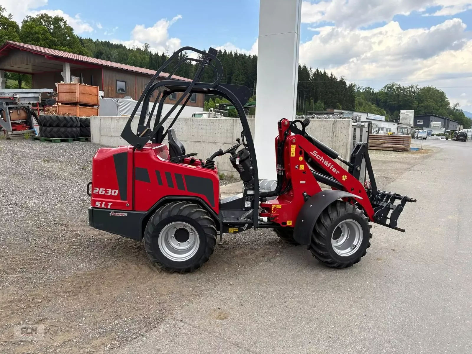 E-FARM: Schäffer 2630 - šarnyrinis krautuvas - id RXWYCQQ - 30 000 € - Gamybos metai: 2022 - Variklio darbo valandos: 478,Variklio galia (AG): 25,Austrija