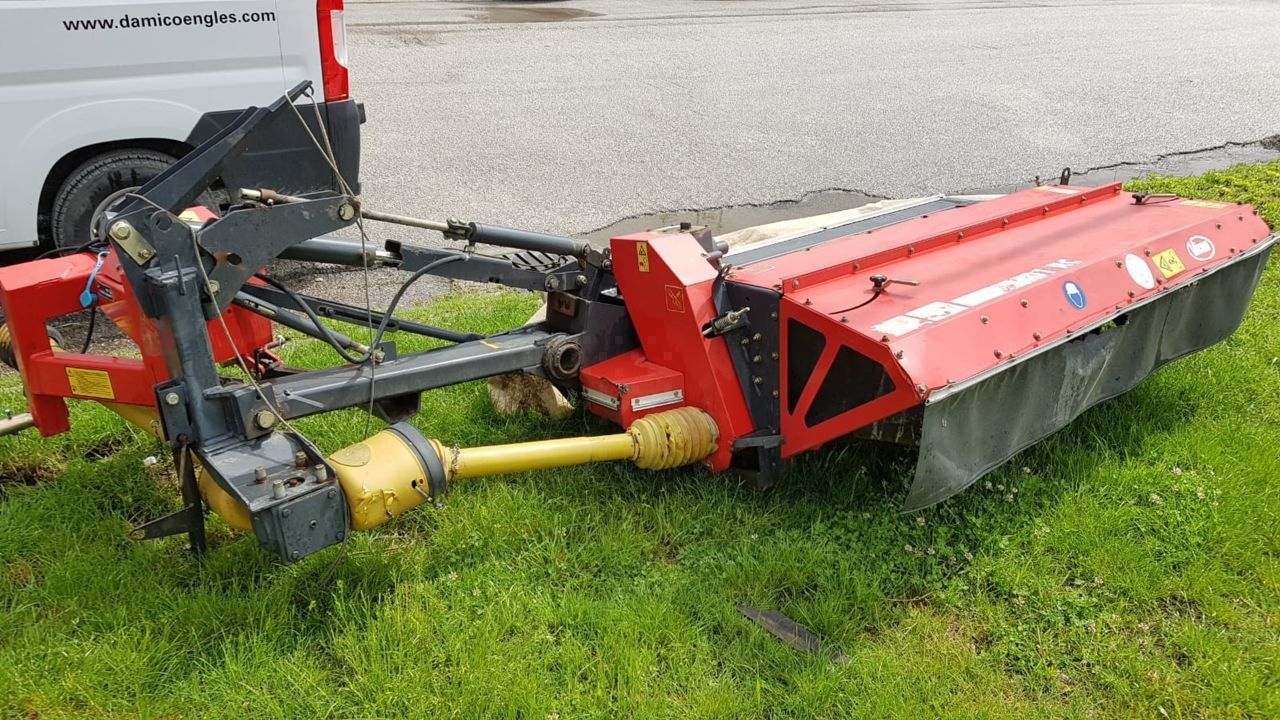 E-FARM: Kverneland rc 2400 - Mower - id NZ1USIK - €6,500 - Year of construction: 2005 - Italy