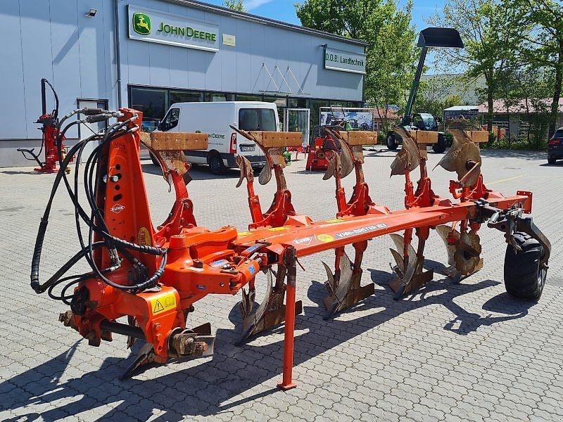 Kuhn Vari-Master 153 5T plough €14,900