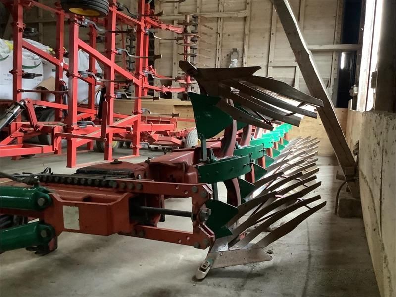 Kverneland PB 100 Pflug 10.013 €