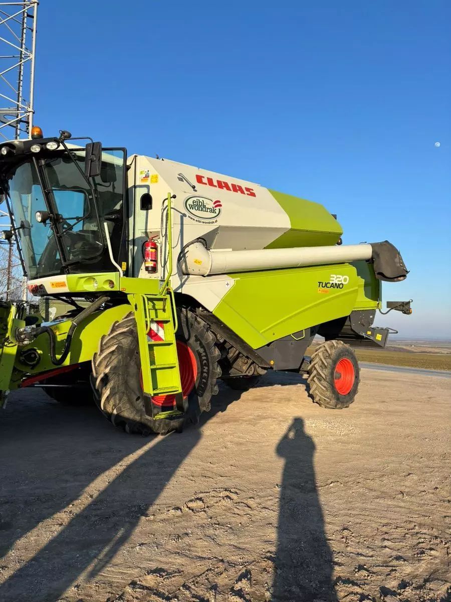 Claas Tucano 320 Combină de recoltat 64.159 EUR