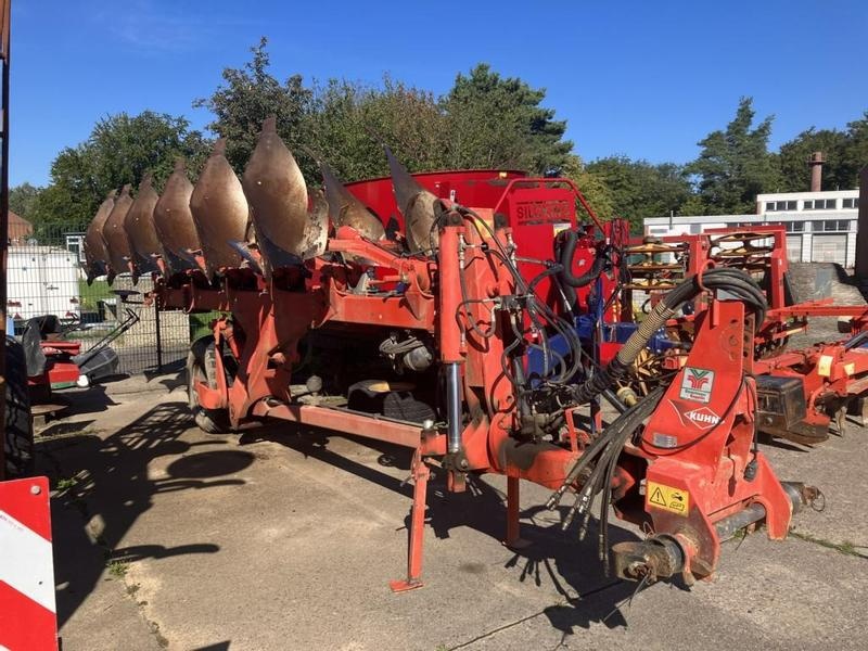 Kuhn j9054 vari timer plough €15,000