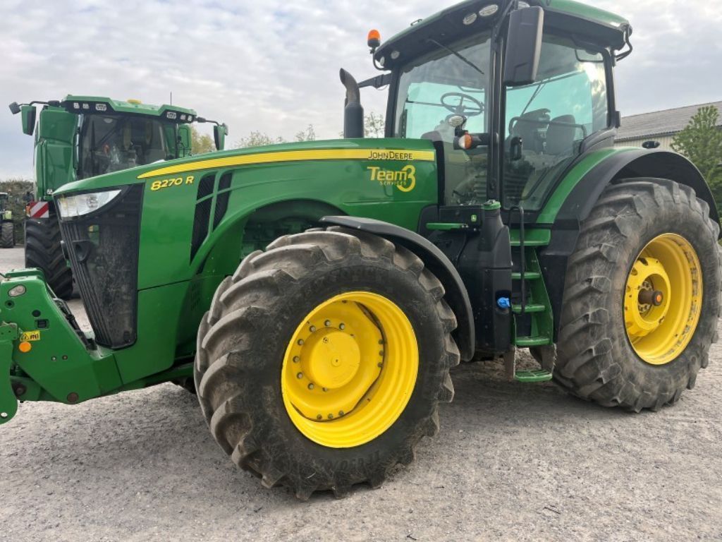John Deere 8270 R Tractor €92,500