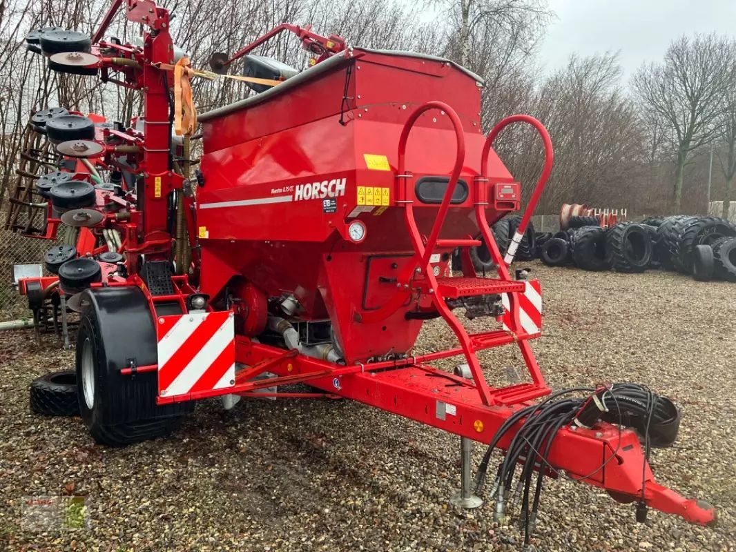 E-FARM: HORSCH Maistro 8 CC - Precision drill - id NAVW8BG - €45,000 - Year of construction: 2017 - Germany