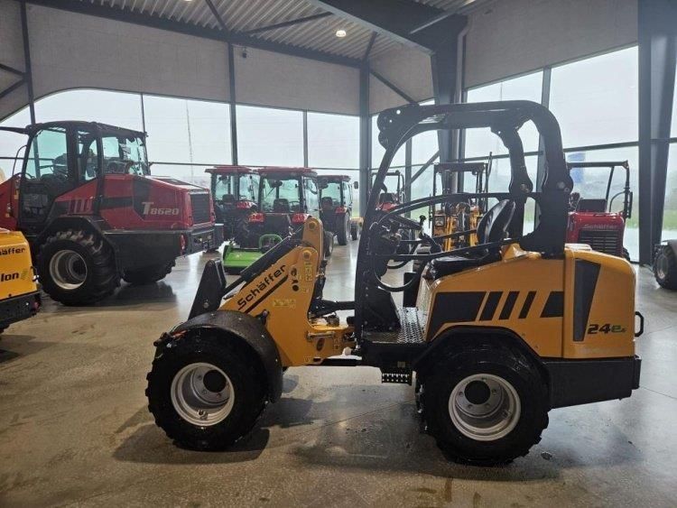 Schäffer 24e Mini rakodó 43 494 EUR