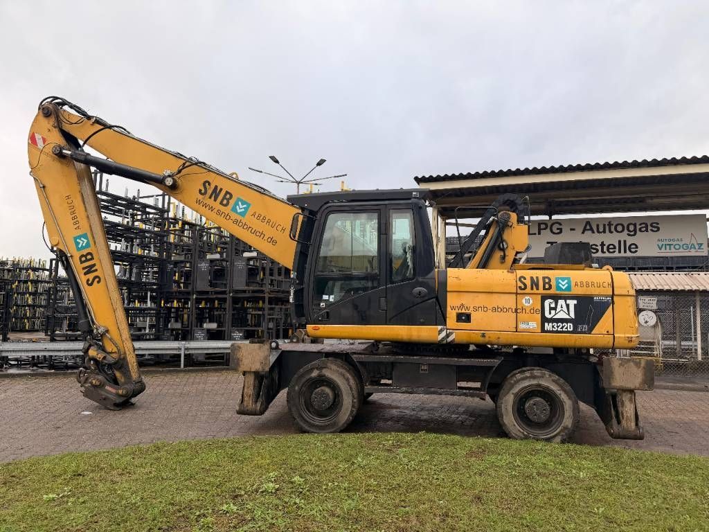 Caterpillar m 322 d mh Wheeled excavator €71,000