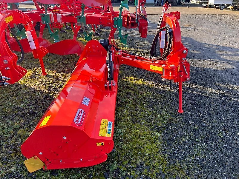 Maschio giraffa xl 210se Mulcz 8950 €