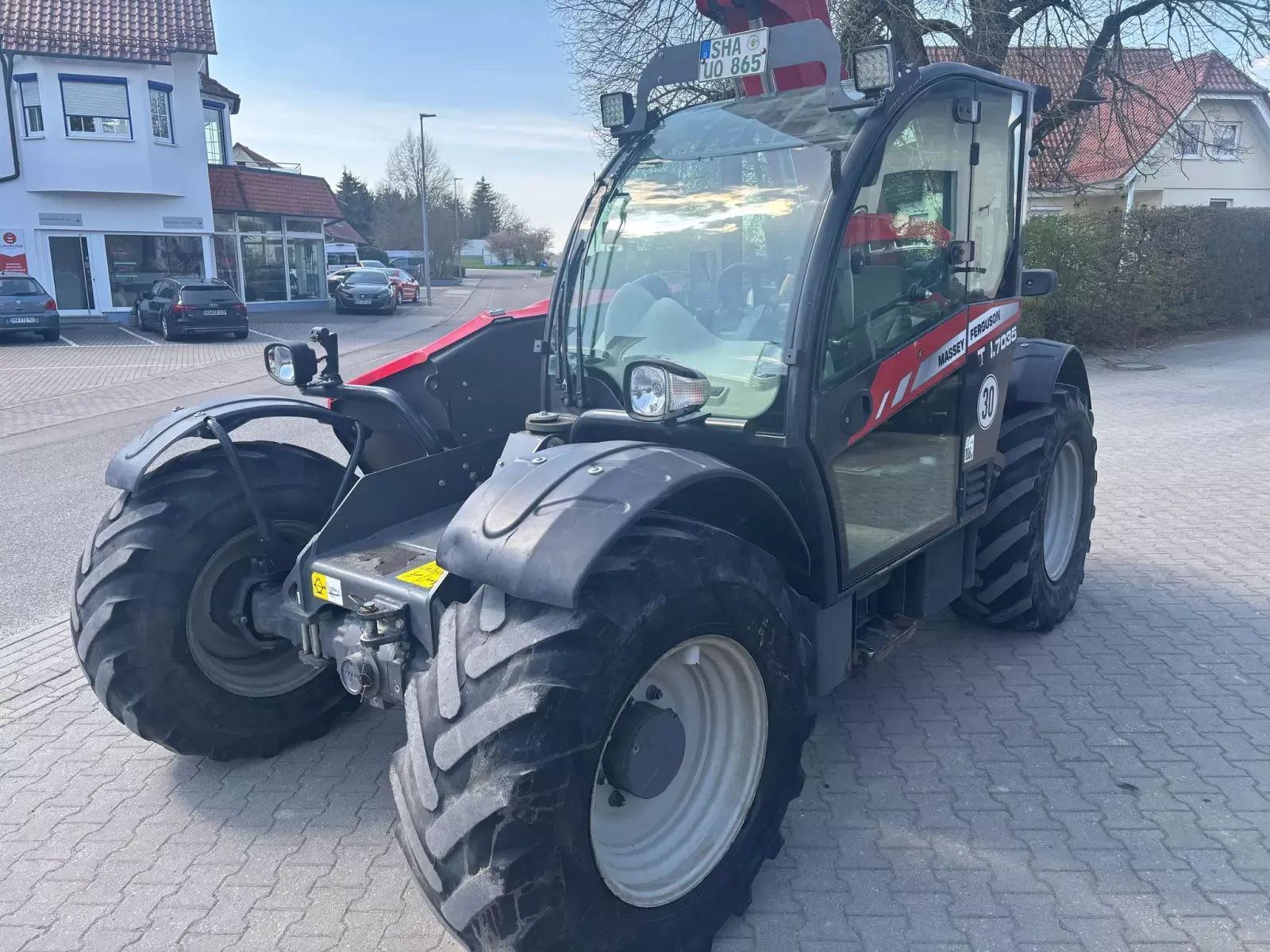 E-FARM: Massey Ferguson th 7035 - Ładowacz teleskopowy - id CIXVG7H - 36 000 € - Rok produkcji: 2017 - Motogodziny: 7500,Moc silnika: 100,Niemcy