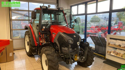 E-FARM: Lindner 80 A - Tractor - id 5KZASMJ - €105,417 - Year of construction: 2023 - Engine hours: 3,Engine power (HP): 80,Austria