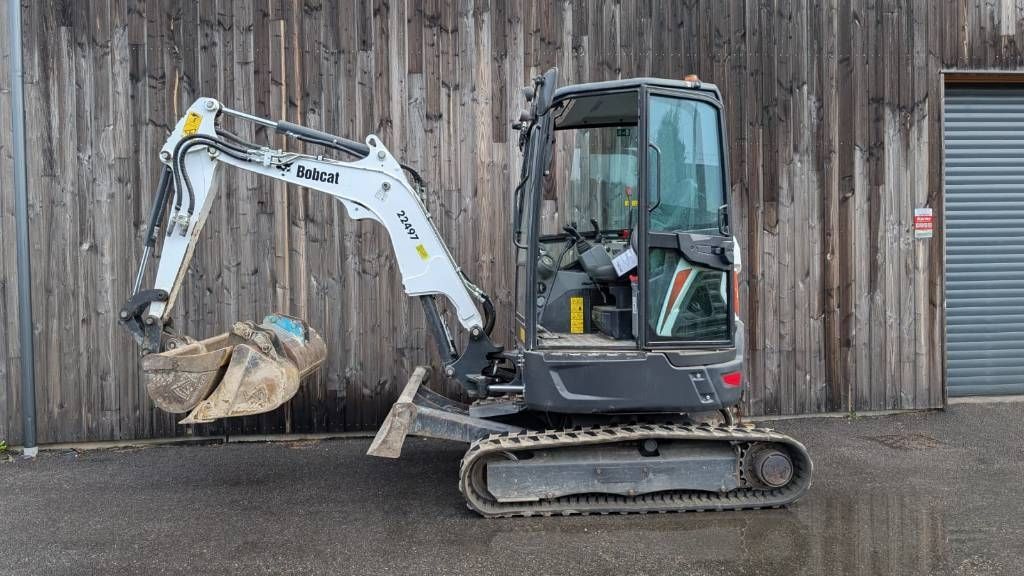 Bobcat E26 Mini escavatore 27.300 €