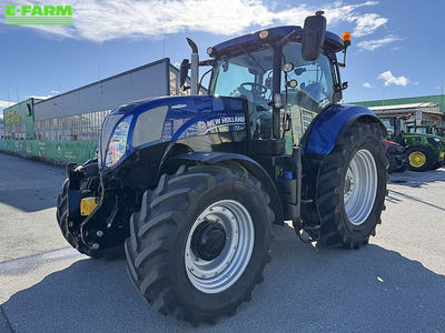 E-FARM: New Holland T7.210 - Traktor - id PB6QUQB - 70.750 € - Baujahr: 2015 - Abgelesene Motorstunden: 5.470,Motorleistung (PS): 188,Österreich