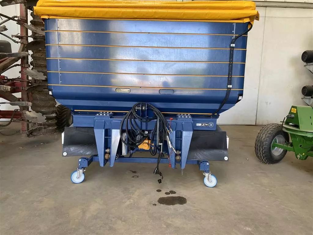 E-FARM: Bogballe m60w - Spandiconcime - id W8NY5SQ - 24.001 € - Anno di costruzione: 2020 - Danimarca