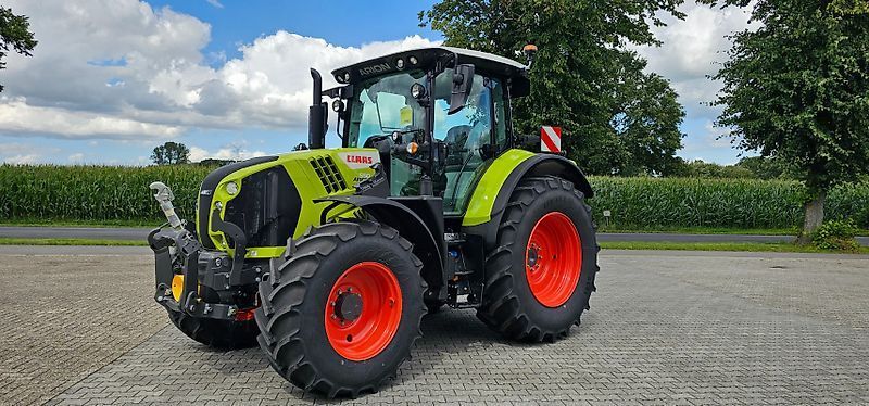 E-FARM: Claas Arion 550 CIS - Tracteur - id Z6XKCFQ - 102 000 € - Année: 2023 - Lecture du nombre d'heure: 50,Puissance du moteur (chevaux): 159,Allemagne