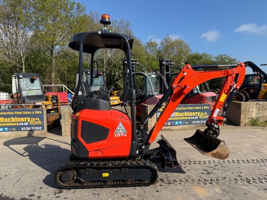 Kubota U17 Mini excavadora  20.688 €