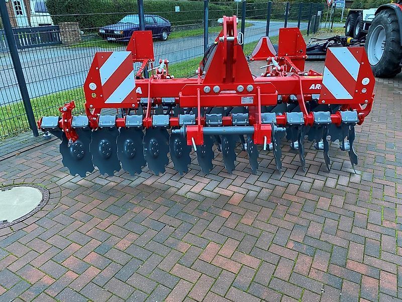 Unia Ares XL 3 Brona talerzowa i talerzówka kompaktowa 8390 €