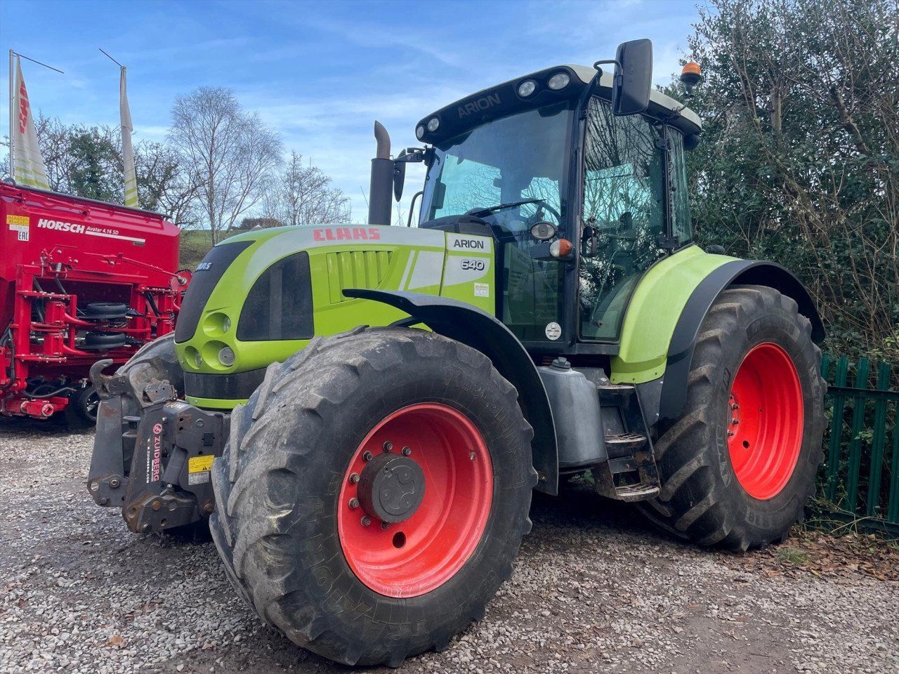 E-FARM: Claas Arion 640 - Tracteur - id JEHK7EB - 41 058 € - Année: 2011 - Lecture du nombre d'heure: 8 400,Puissance du moteur (chevaux): 165,Royaume-Uni