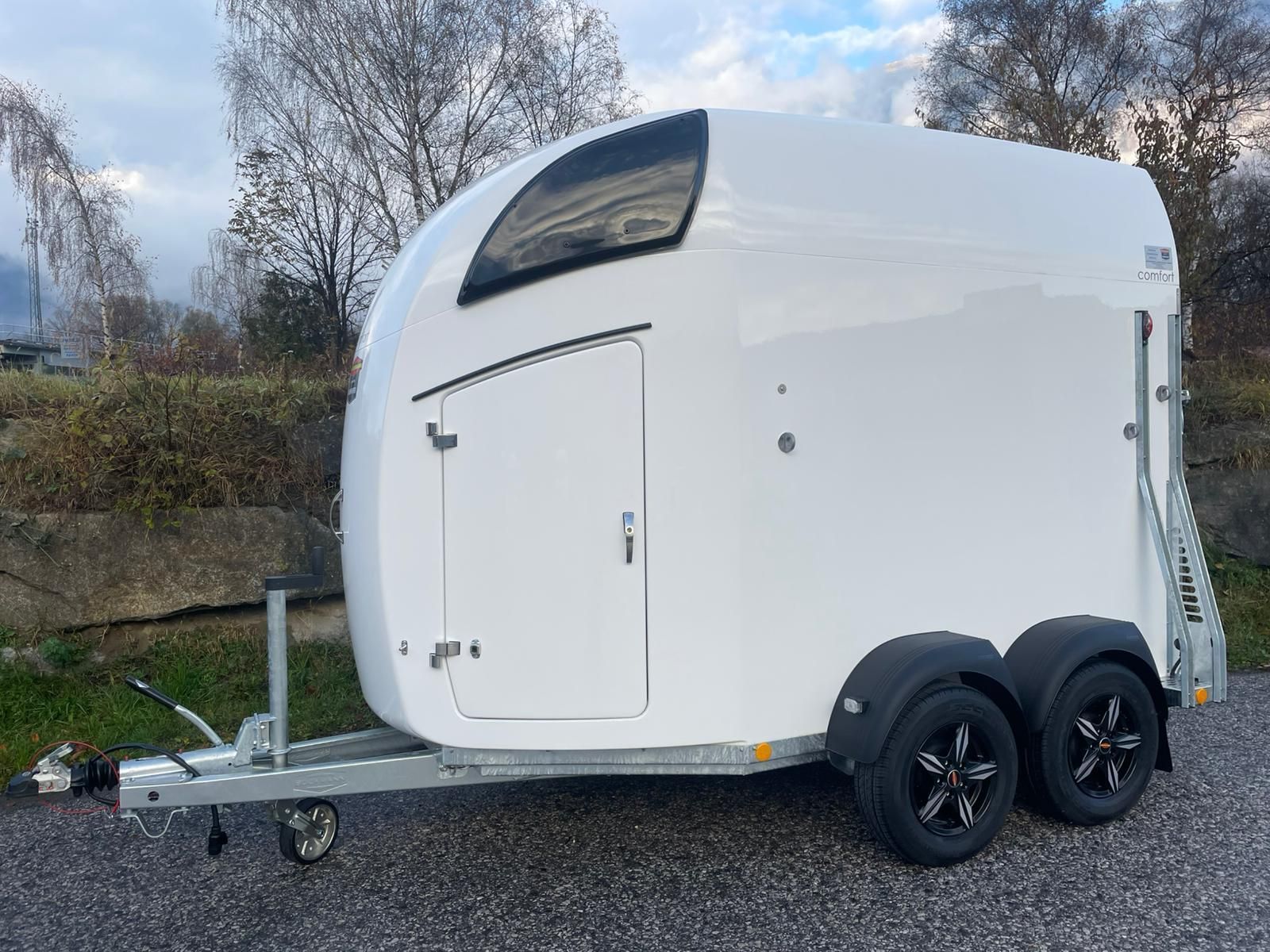 Böckmann pferdeanhänger comfort 2400kg Anhänger 11.084 €