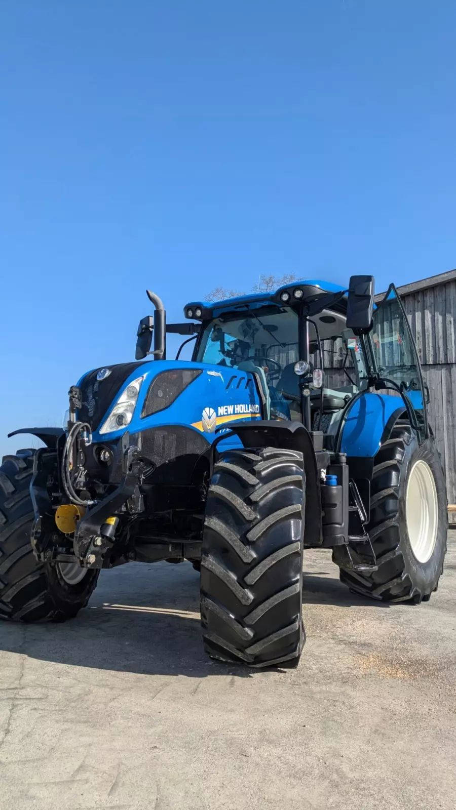 New Holland T7.210 Traktor 98 000 EUR