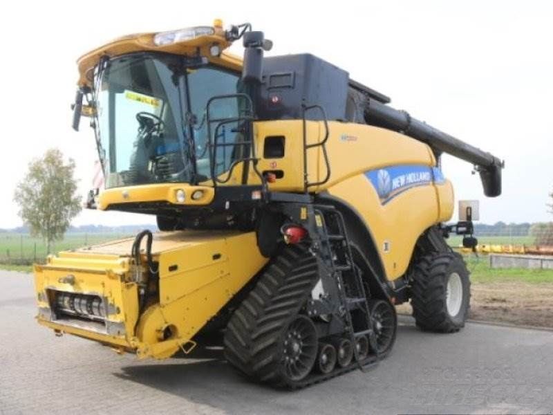 E-FARM: New Holland CR 9090 SCR - Kombajn zbożowy - id JK7RYNR - 130 000 € - Rok produkcji: 2013 - Moc silnika: 530,Niemcy