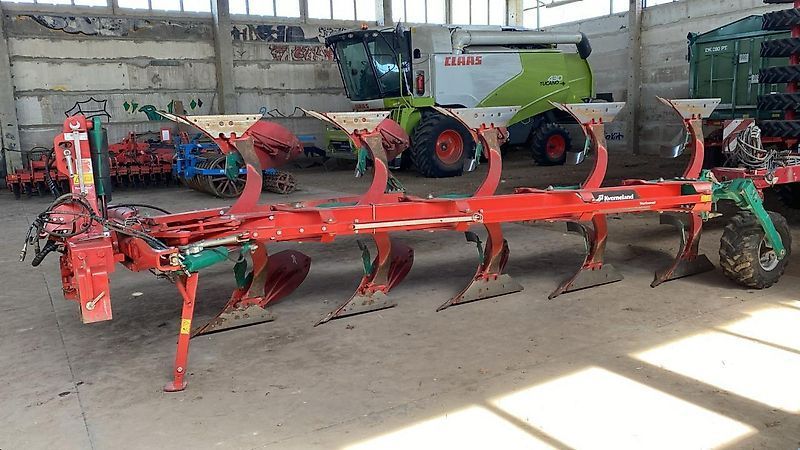 Kverneland eg 100 - 5 schar Plough €21,900