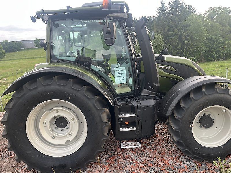 E-FARM: Valtra N155 - Trattore - id SA1TF2R - Anno di costruzione: 2025 - Ore: 2,Potenza del motore: 155,Germania