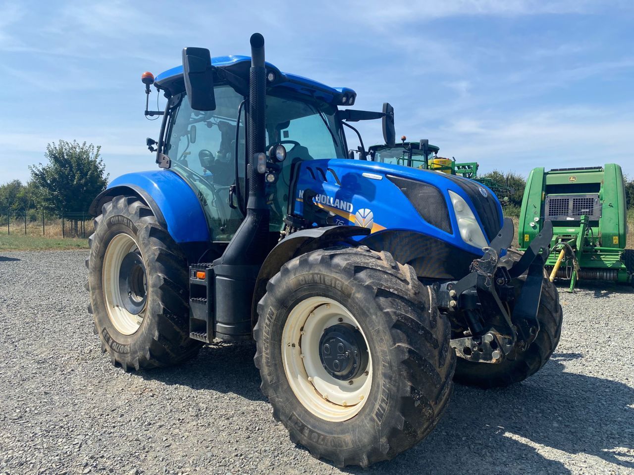 E-FARM: New Holland T6.175 - Traktor - id CEJQLED - Rok produkcji: 2019 - Motogodziny: 4 600,Moc silnika: 140,Francja