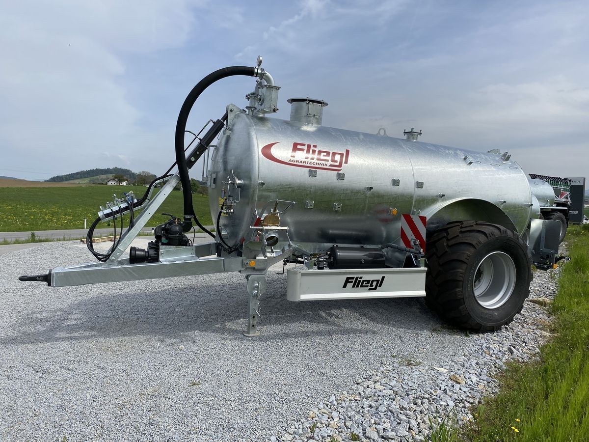 E-FARM: Fliegl vfw 8600 jumboline einachs - Citerne - id LRL12I4 - 30 750 € - Année: 2023 - Autriche