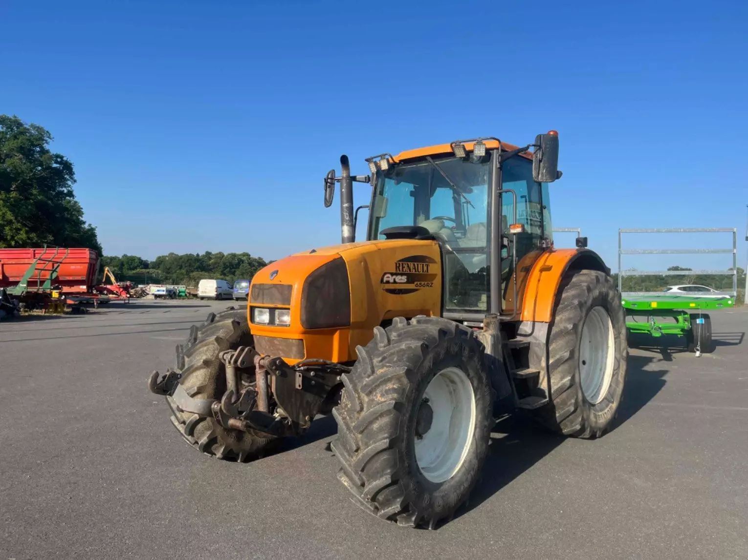 E-FARM: Claas Ares 656 RZ - Tracteur - id CQHUWSY - 24 500 € - Année: 2004 - Lecture du nombre d'heure: 9 008,Puissance du moteur (chevaux): 132,France