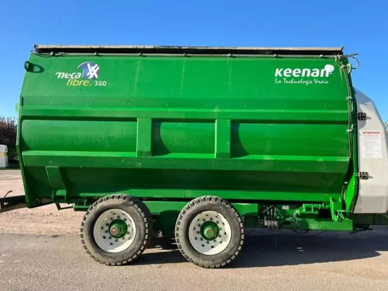 E-FARM: KEENAN MECHFIBER 380 - Przyczepa do mieszania paszy - id TX2X5SB - 18 900 € - Rok produkcji: 2013 - Francja