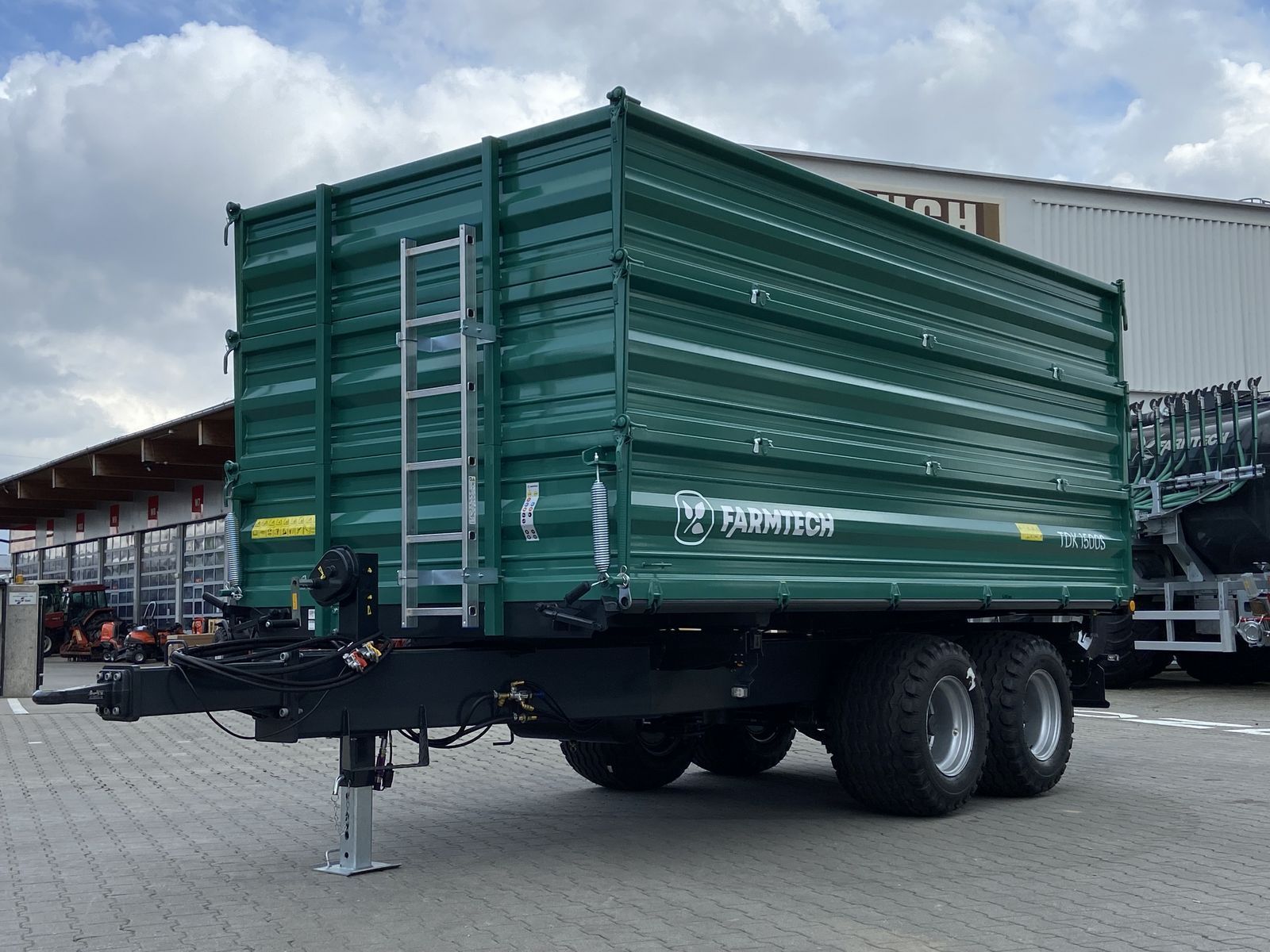 E-FARM: Farmtech tdk 1500 s - Dumper - id UQPLUNT - 20.750 € - Baujahr: 2025 - Motorleistung (PS): 91,Österreich