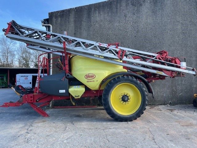 E-FARM: Vicon ixtrack c40 - Opryskiwacz - id 6CHAWQX - 36 000 € - Rok produkcji: 2014 - Francja