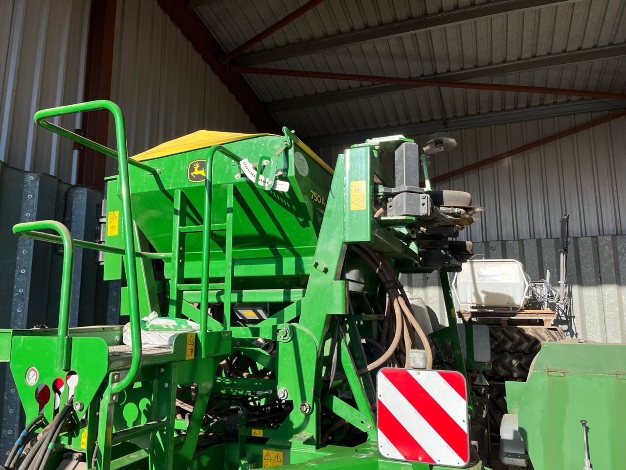 John Deere 750A Burghiu direct 42.581 EUR