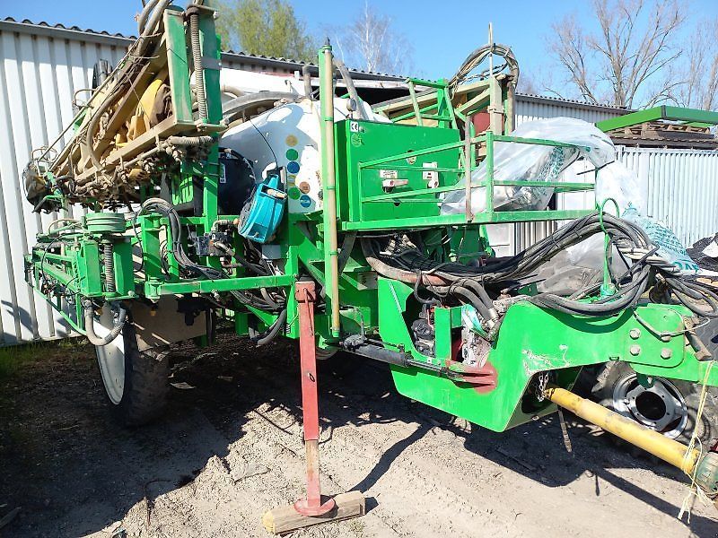 E-FARM: CHD 30/21l - Pflanzenschutzspritze - id STDAPZU - 10.000 € - Baujahr: 2005 - Deutschland