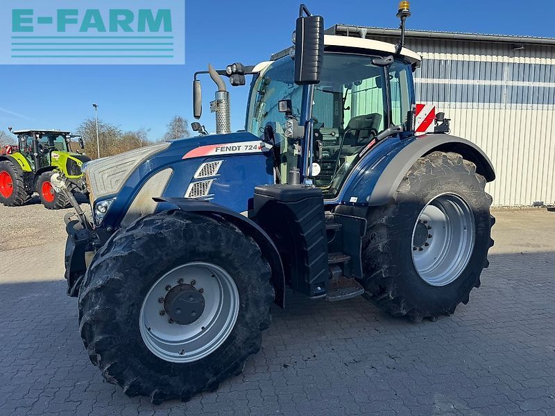 Fendt 724 Vario Profi Plus Tractor €108,000
