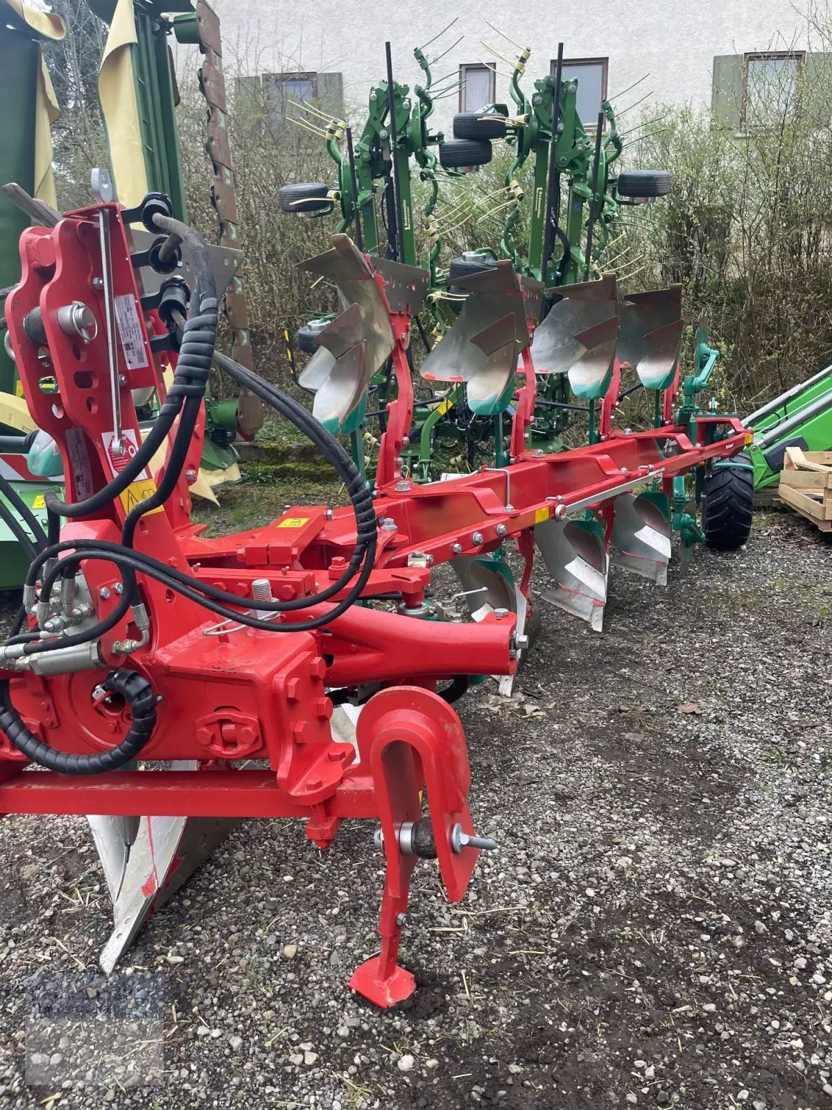 Kverneland LB 100/200 Plough