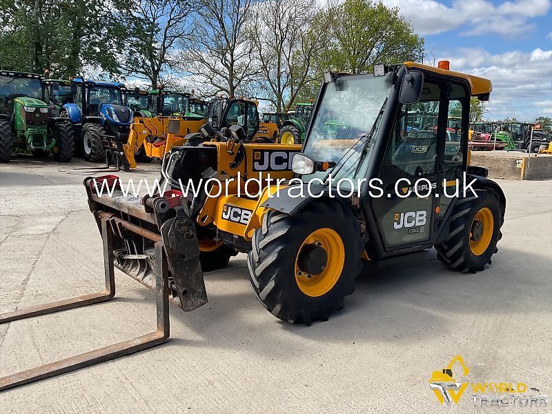 JCB 525-60 AGRI Plus Ładowacz teleskopowy 47 343 €
