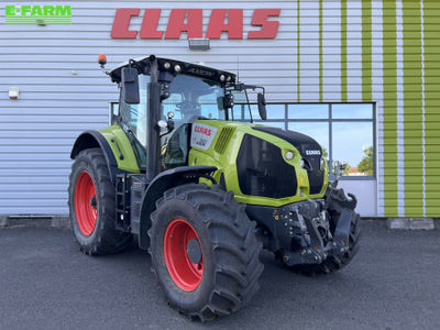 E-FARM: Claas Axion 840 HEXASHIFT - Tractor - id T2YCB7T - €99,000 - Year of construction: 2018 - Engine hours: 4,260,France