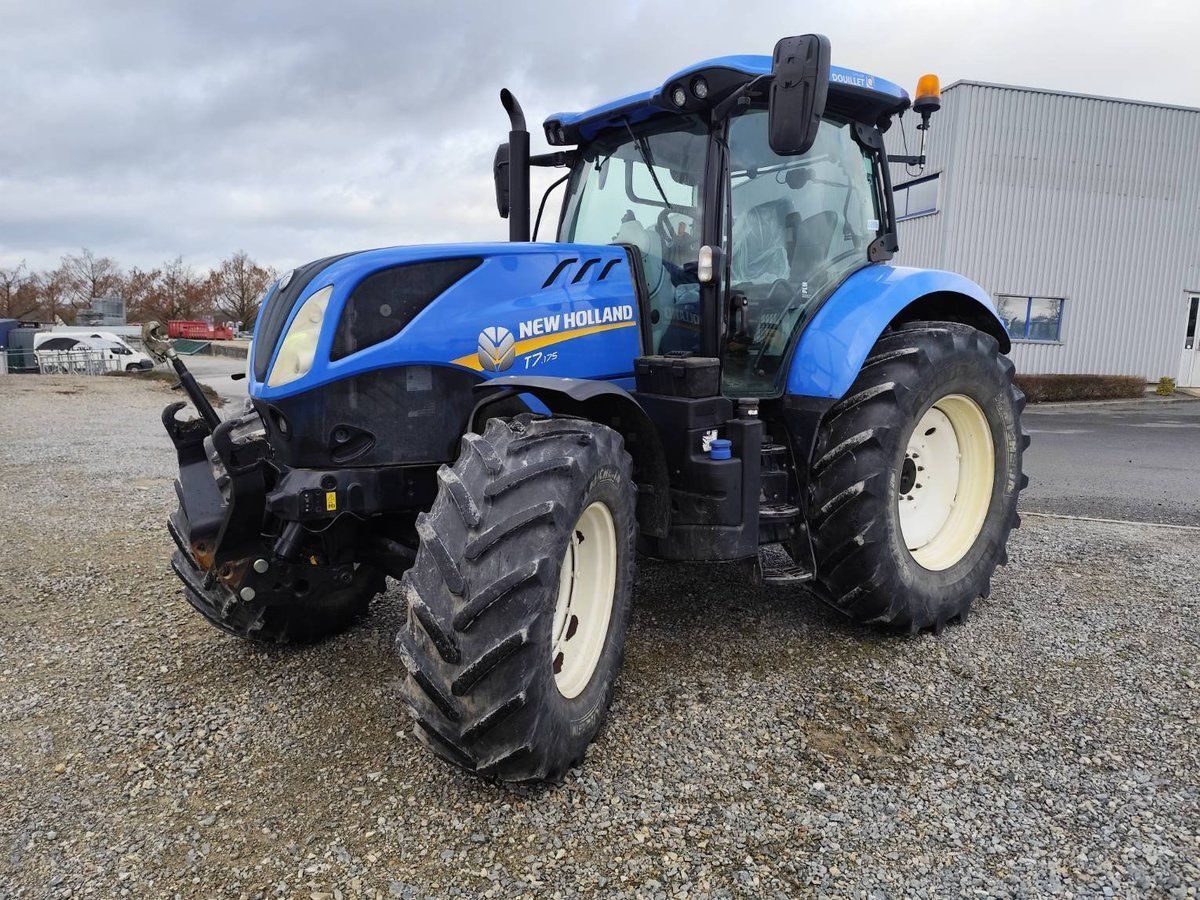 New Holland T7.175 Tractor €57,000