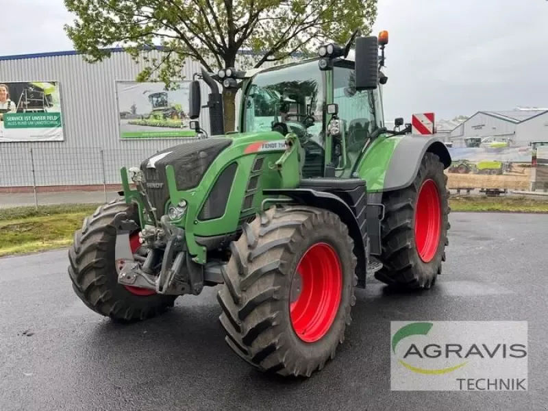E-FARM: Fendt 714 Vario ProfiPlus - Traktor - id PPTTBIZ - 99.900 € - Baujahr: 2015 - Abgelesene Motorstunden: 4.141,Motorleistung (PS): 144,Deutschland