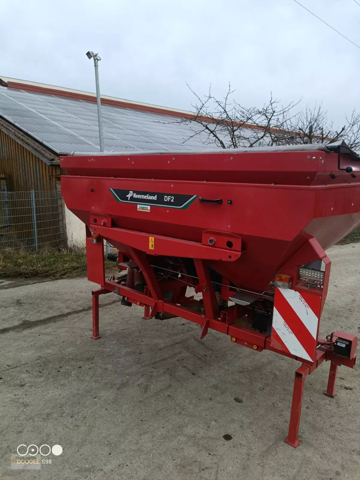 E-FARM: Kverneland df 1 fronttank - Semoir - id HMMG3CX - 15 950 € - Année: 2022 - Allemagne