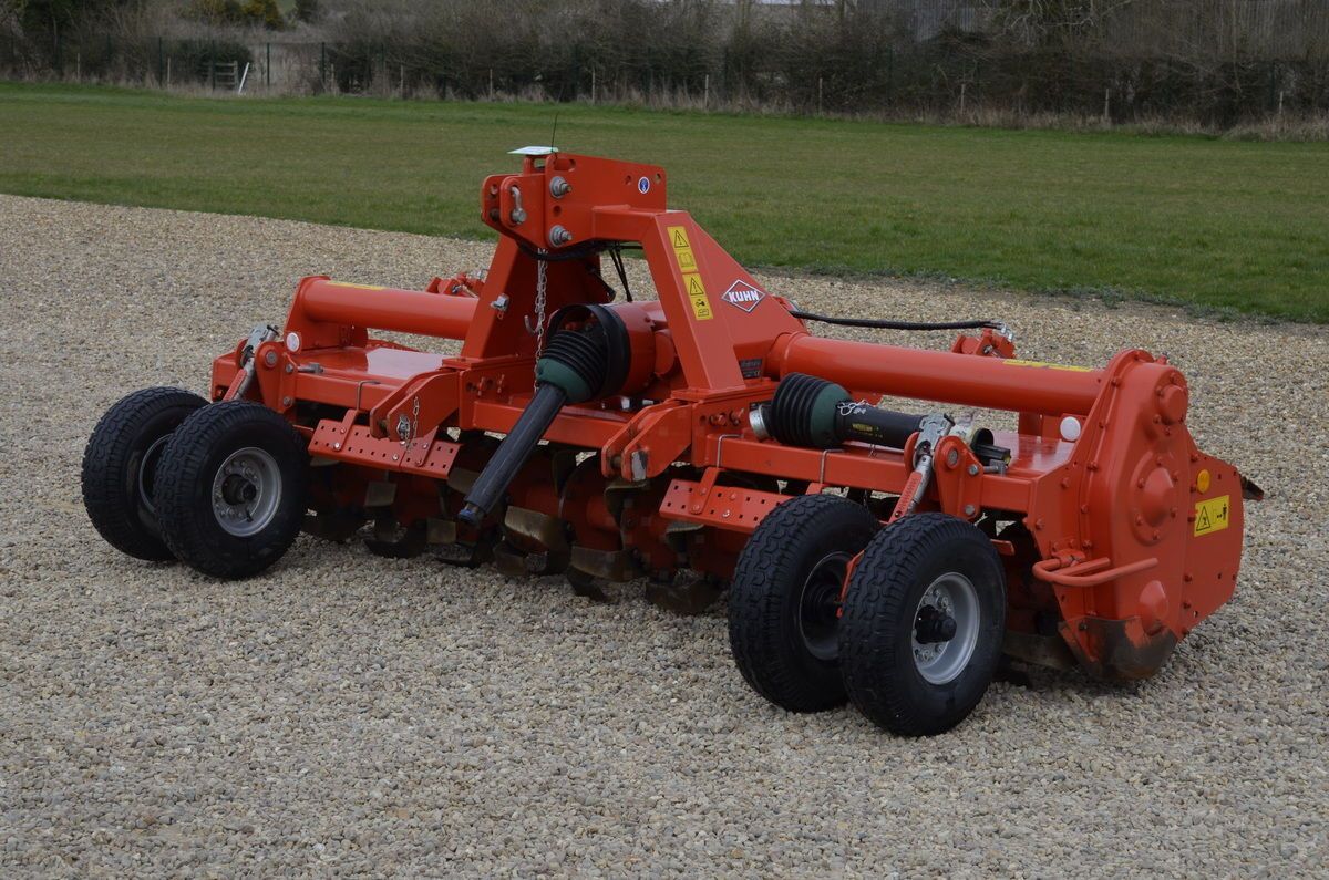 E-FARM: Kuhn biomulch el162 3m - Rastra eléctrica - id BK6BTWM - 12.694 € - Año: 2022 - Reino Unido