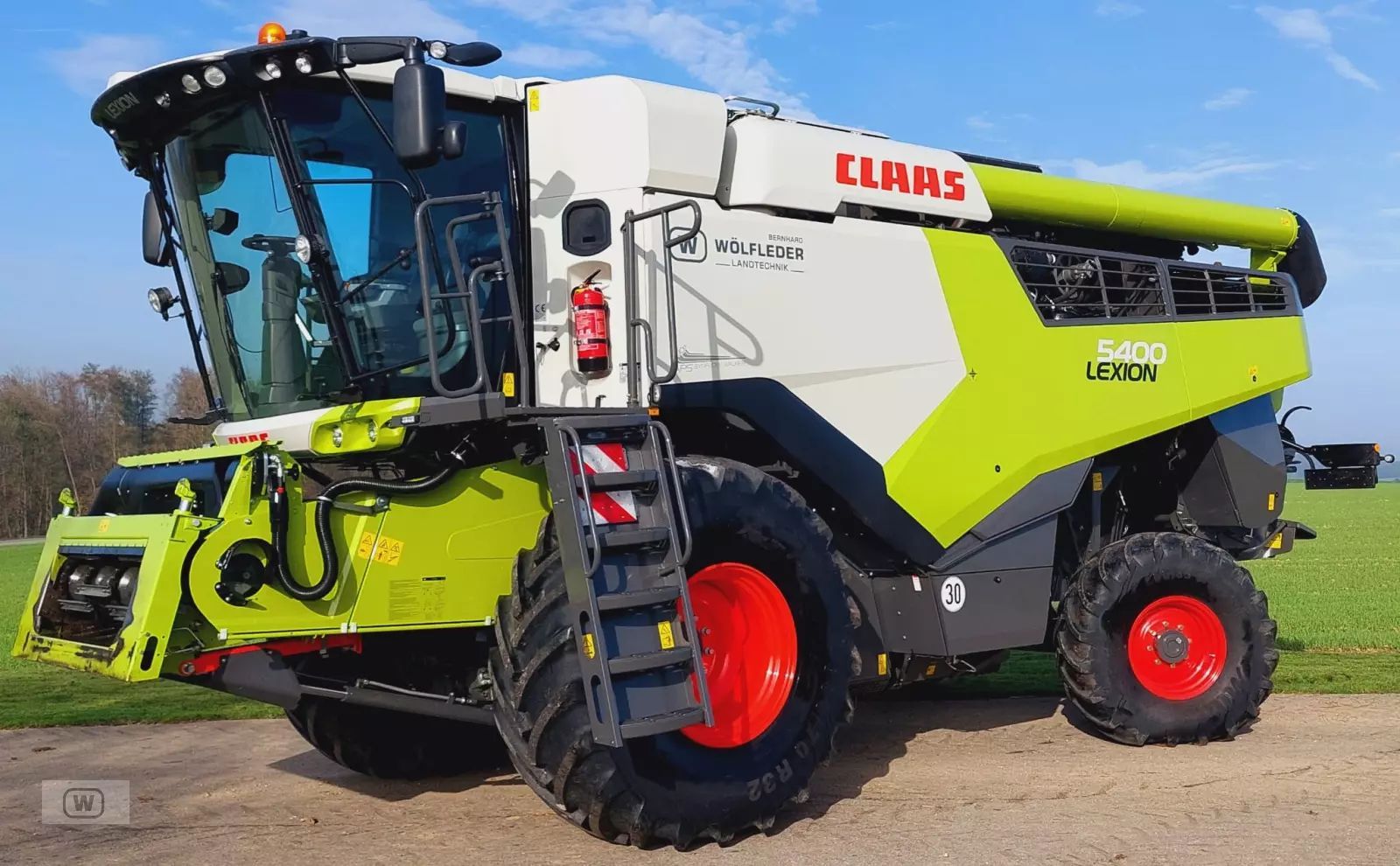 Claas Lexion 5400 Combine harvester €234,513