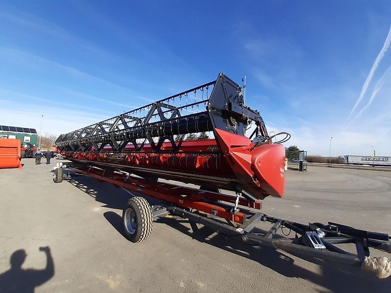 E-FARM: Case IH 3050 hd 10.7m - Хедер - id WR6D1HP - 46 696 € - Година на построяване: 2021 - Румъния
