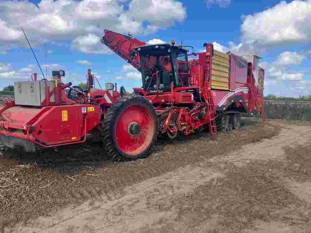Grimme varitron 470 tt gen iii Cosechadora de patatas 887.915 €
