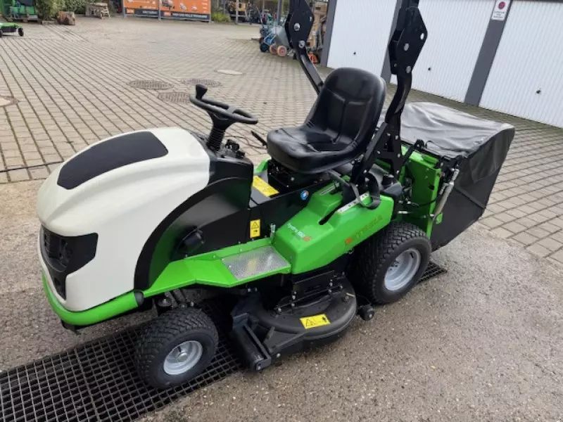 Etesia hydro 100 Kosiarkia ręczna/traktorowa 9890 €