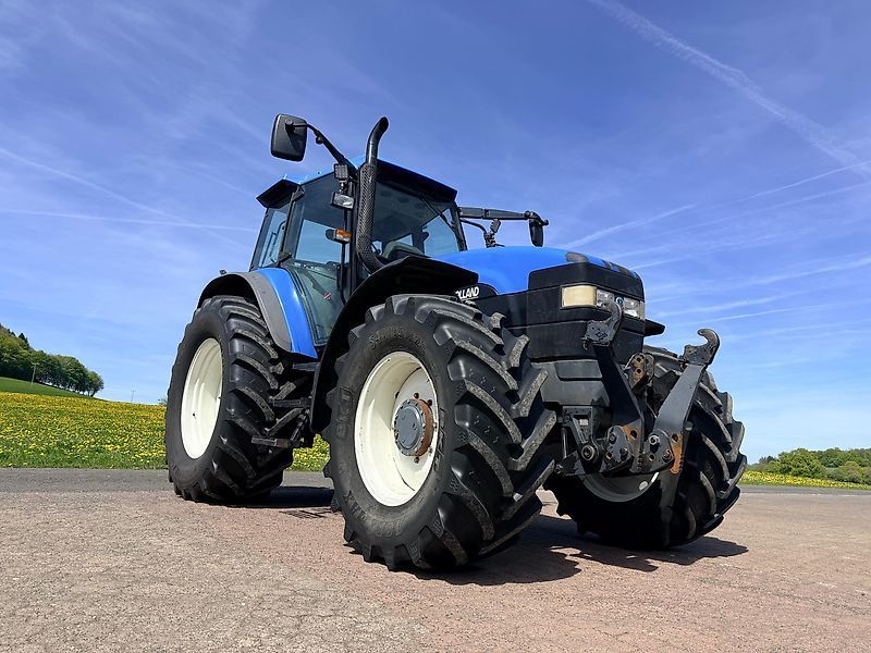 New Holland TM 135 Traktor 22 900 €