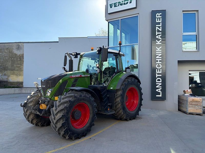 Fendt 724 Vario Profi Plus Trattore 199.800 €